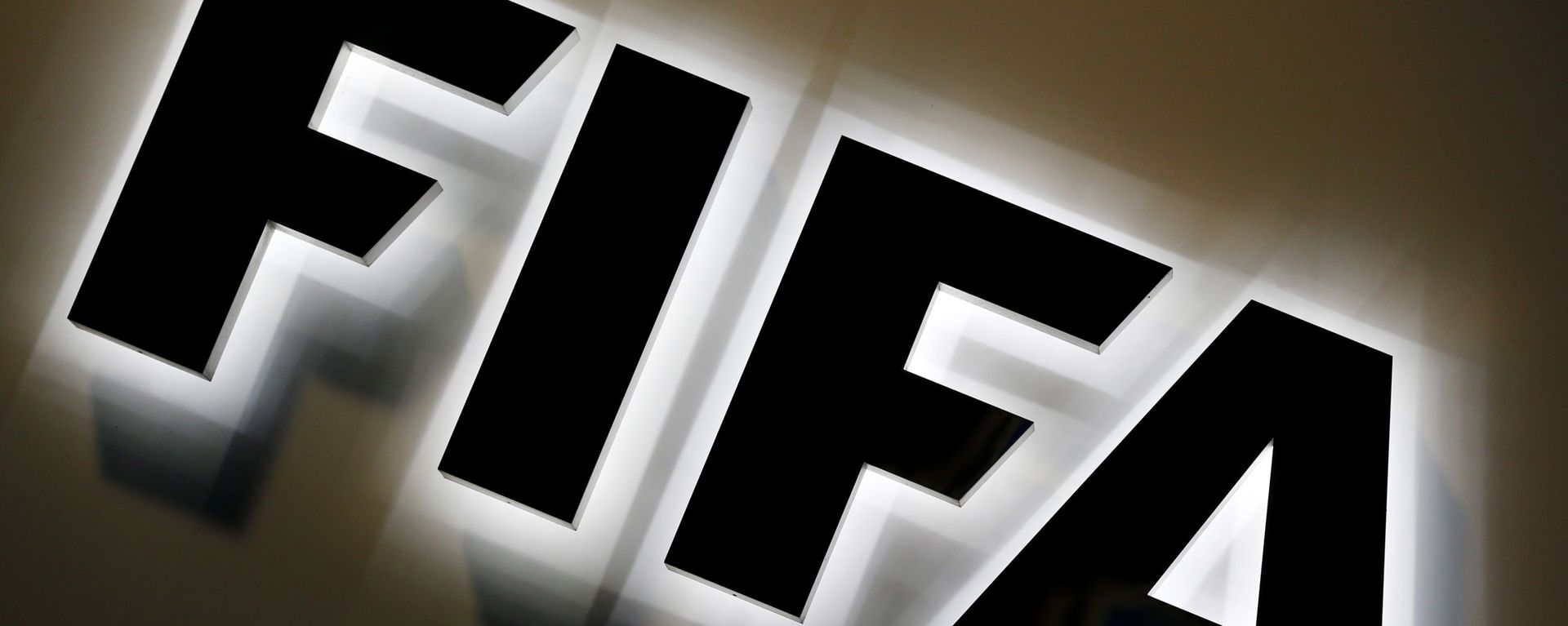 The FIFA logo outside FIFA headquarters in Zurich, Switzerland, Friday, Sept. 25, 2015.  - Sputnik भारत, 1920, 08.07.2026