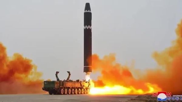 🚨🇰🇵उत्तर कोरिया ने गुणात्मक और मात्रात्मक दोनों रूप से अपनी परमाणु सेनाओं को मजबूत करने का निर्णय लिया है - Sputnik भारत