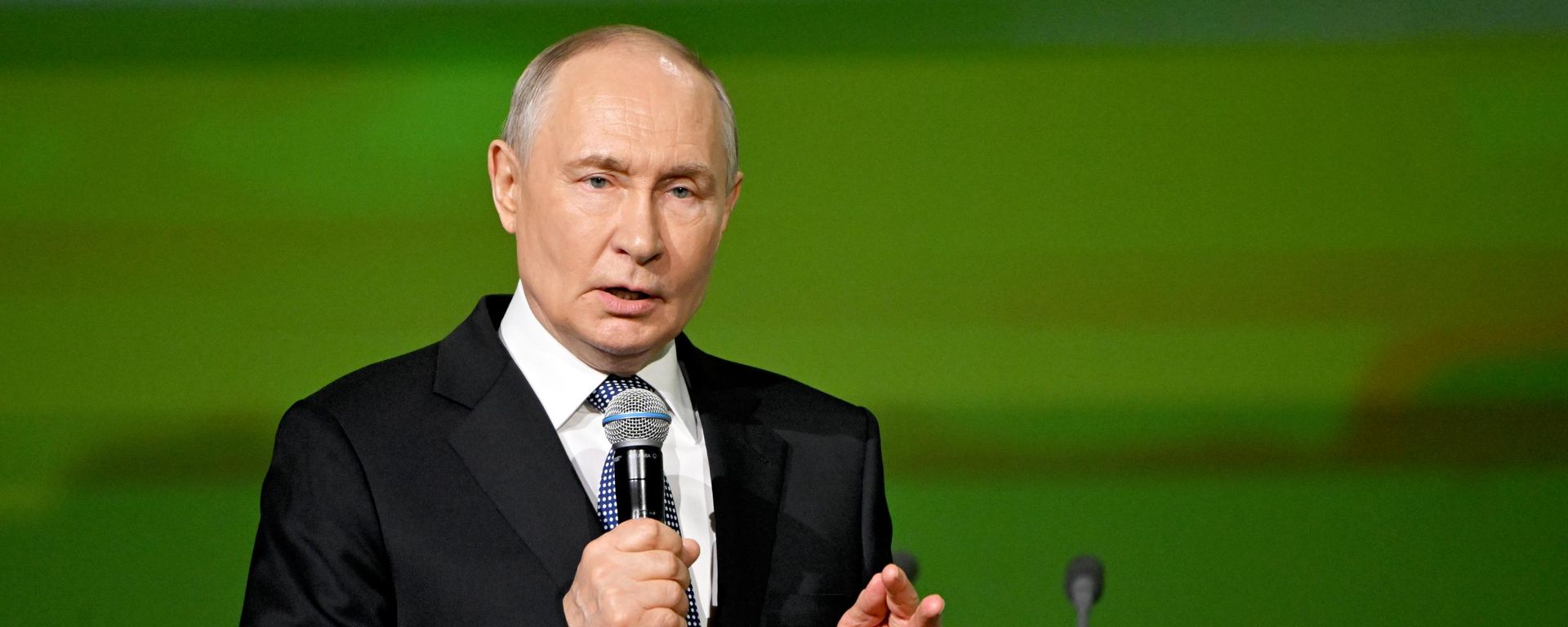 Russian President Vladimir Putin at the All for Victory! forum of the People's Front - Sputnik भारत, 1920, 13.07.2026