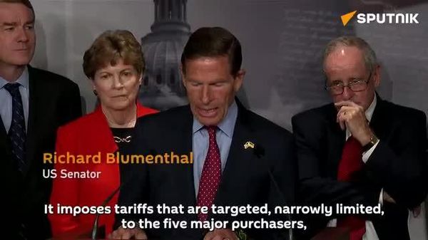 🇺🇸PEAK HYPOCRISY: अमेरिकी सीनेटरों ने रूस के साथ व्यापार करने के कारण भारत, चीन और अन्य देशों पर प्रतिबंध लगाने की धमकी दी, लेकिन 'यूरोपीय सहयोगियों' को खुली छूट दी - Sputnik भारत