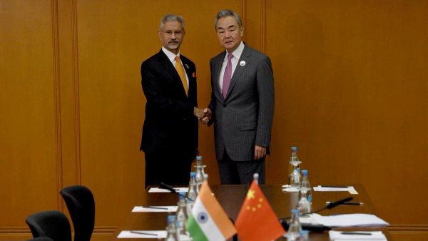 India-China ties developed on three ‘M’s could make a valuable contribution to a multipolar world: Jaishankar to Wang Yi - Sputnik India