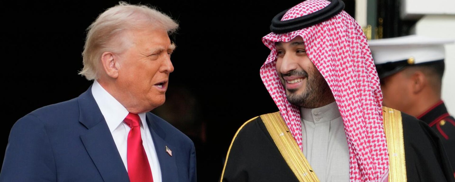 President Donald Trump welcomes Saudi Arabia's Crown Prince Mohammed bin Salman to the White House, Tuesday, Nov. 18, 2025, in Washington - Sputnik भारत, 1920, 23.07.2026