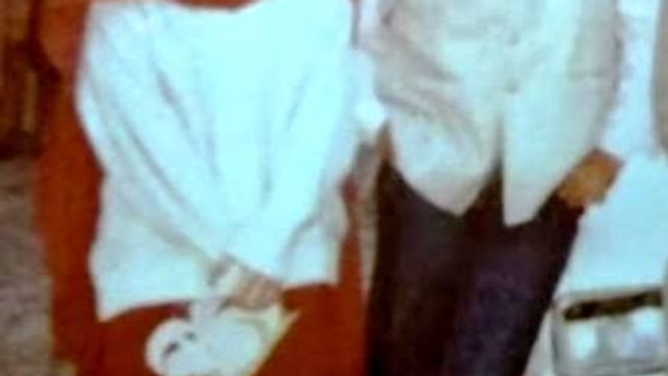 “MRS BATRA” — A PROMISE UNBROKEN Vikram Batra met Dimple Cheema in 1995 at Punjab University - Sputnik India
