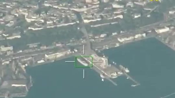 💥Russian Geran drones strike Ukrainian military logistics at sea: MoD - Sputnik India