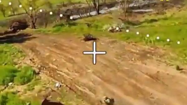 🔥Russian UAV crews detect and destroy a Ukrainian reconnaissance and sabotage unit before it reaches Russian positions - Sputnik India