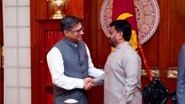 Indian Foreign Secretary Vikram Misri and Sri Lankan President Anura Kumara Dissanayake - Sputnik भारत