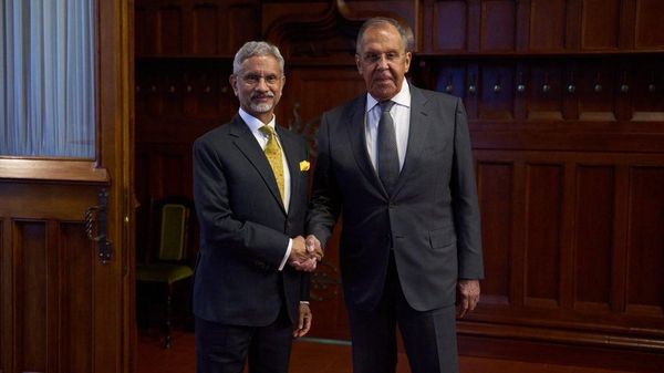 Moscow moment: EAM Jaishankar meets Russia's FM Lavrov as two major summits loom on the horizon - Sputnik India