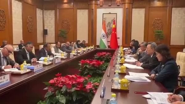 PM Modi & Xi Jinping give positive direction to India-China ties - Sputnik India