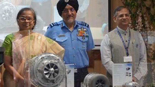 India unveils three indigenous gas turbine engines in New Delhi. - Sputnik भारत