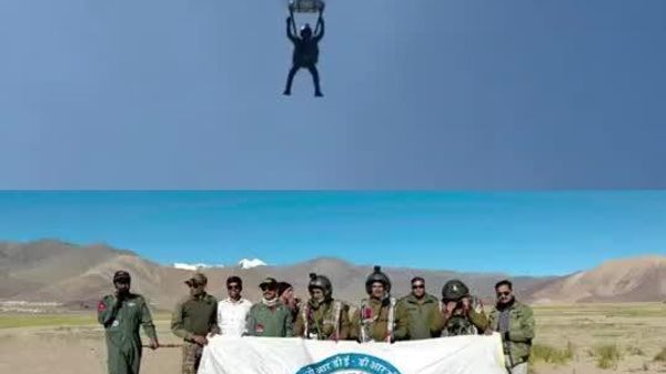 DRDO tests indigenous combat parachute at one of the world’s highest Drop Zones - Sputnik India
