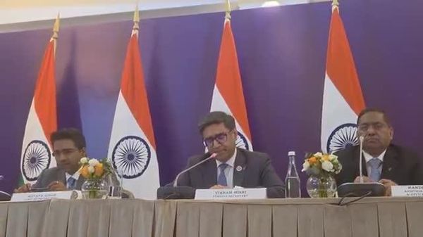 Safety of Indian seafarers discussed by Modi and Putin: Foreign Secretary - Sputnik India