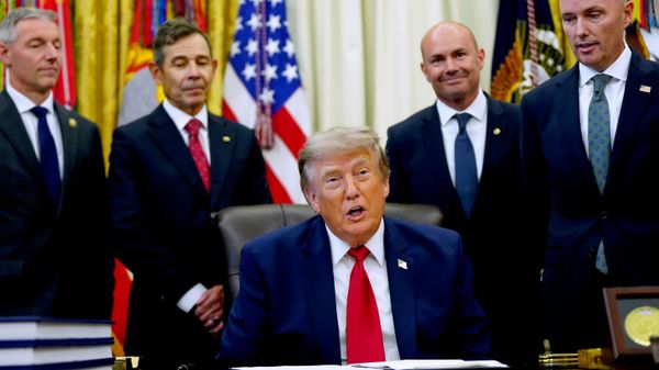 President Donald Trump speaks before signing executive orders modifying the Grand Staircase-Escalante National Monument and the Bears Ears National Monument in the Oval Office of the White House, Monday, July 13, 2026, in Washington - Sputnik India