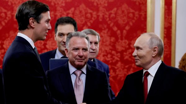 Russian President Vladimir Putin holds talks with US presidential envoys Steve Witkoff and Jared Kushner in the Kremlin - Sputnik India