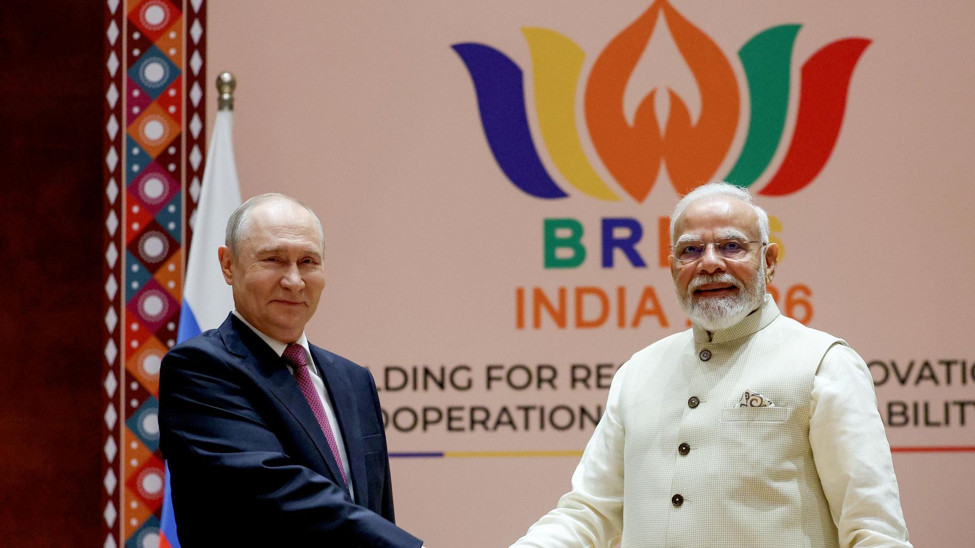 Russian President Vladimir Putin with Indian Prime Minister Narendra Modi on Friday, September 11, ahead of the 18th BRICS summit Russian President Vladimir Putin with Indian Prime Minister Narendra Modi on Friday, September 11, ahead of the 18th BRICS summit - Sputnik India, 1920, 05.10.2026