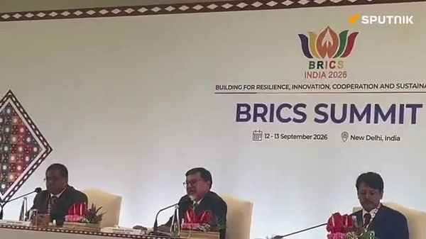 BRICS focus is to priortise development agenda: MEA on Western journalist’s question comparing BRICS to NATO - Sputnik India