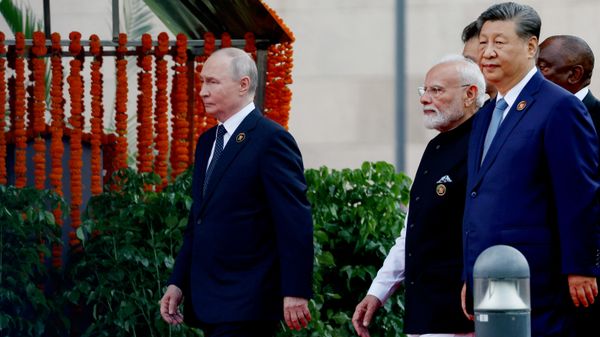 Russian President Vladimir Putin, Indian Prime Minister Narendra Modi and Chinese President Xi Jinping - Sputnik भारत