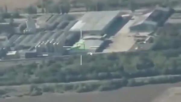 Russia strikes Ukrainian Army supply hubs using Geran-4 Seeker drone near Nikolayev region - Sputnik India