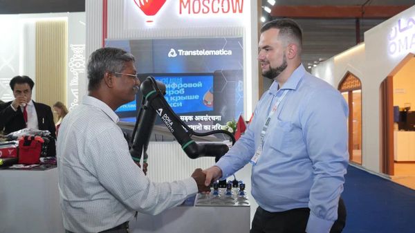 Moscow and Delhi Expand Investment and Industrial Cooperation at INNOPROM - Sputnik भारत