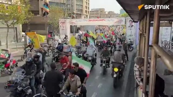 About 40K bikes roll through Tehran - Sputnik India