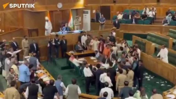 Fierce debate erupts in J&K Assembly over restoring statehood - Sputnik India