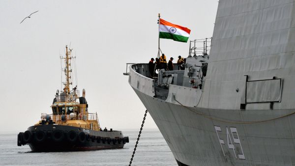Indian frigate INS Sahyadri  - Sputnik India