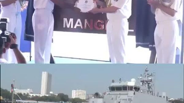 INS Mangrol joins Indian Navy fleet - Sputnik India