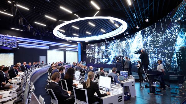 Russian Prime Minister Mikhail Mishustin chairs a strategic session on artificial intelligence development at the Russian Government Coordination Centre, in Moscow, Russia, September 26, 2023 - Sputnik भारत
