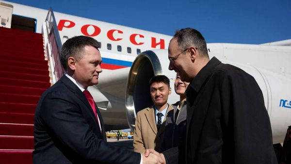 Russia's Supreme Court Chairman Krasnov arrives in China, 21.10.2026 - Sputnik India